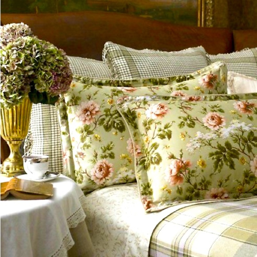 Ralph Lauren Yorkshire Rose Plaid Euro Sham Pair